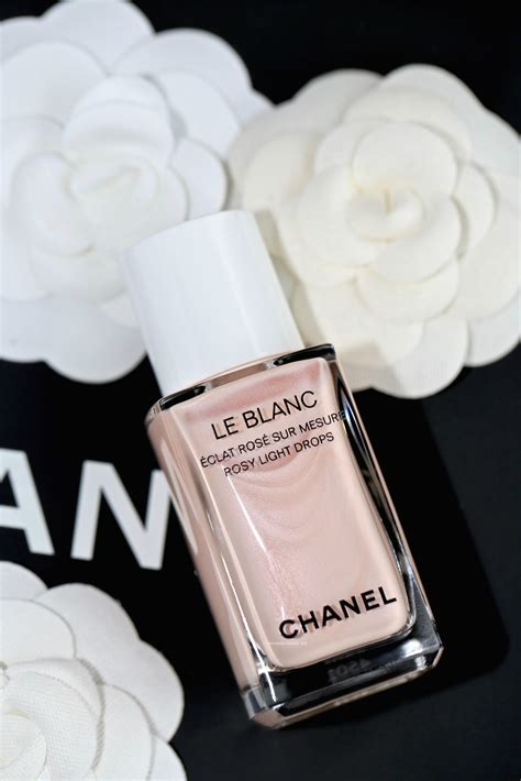 chanel la blanc